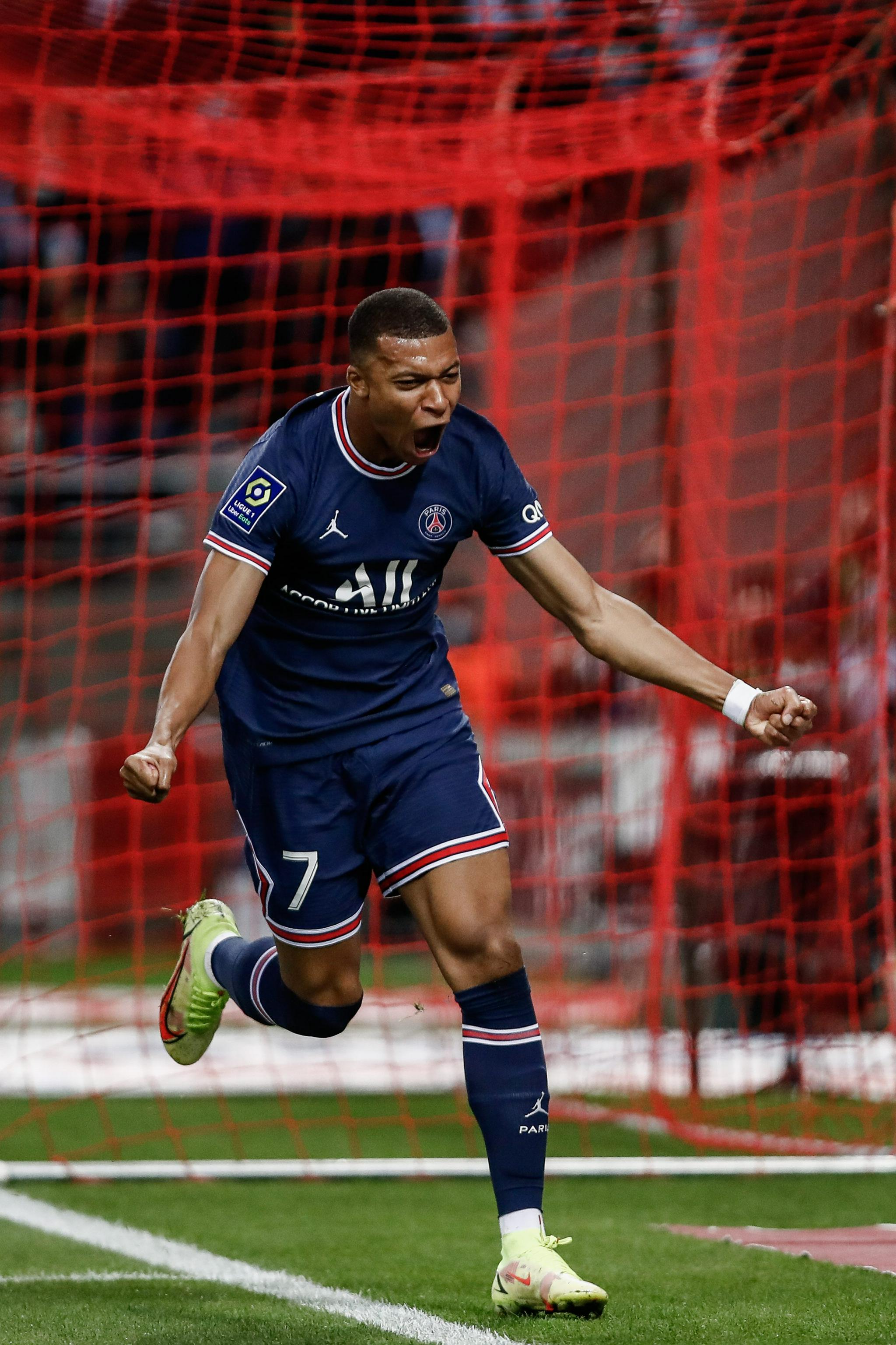 Imperial Valkyries 与 zAAz 分道扬镳