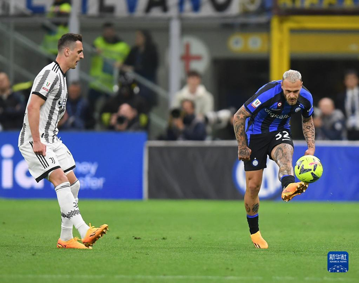 今日，LCK赛区的NS战队官宣了前DRX中单选手Quad的加入，在2021年Quad选手曾官宣退役