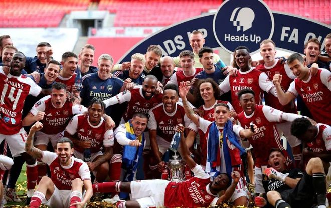 Hanwha Life Esports 战胜了 Dplus KIA ，晋级 LCK Cup 2025 的总决赛