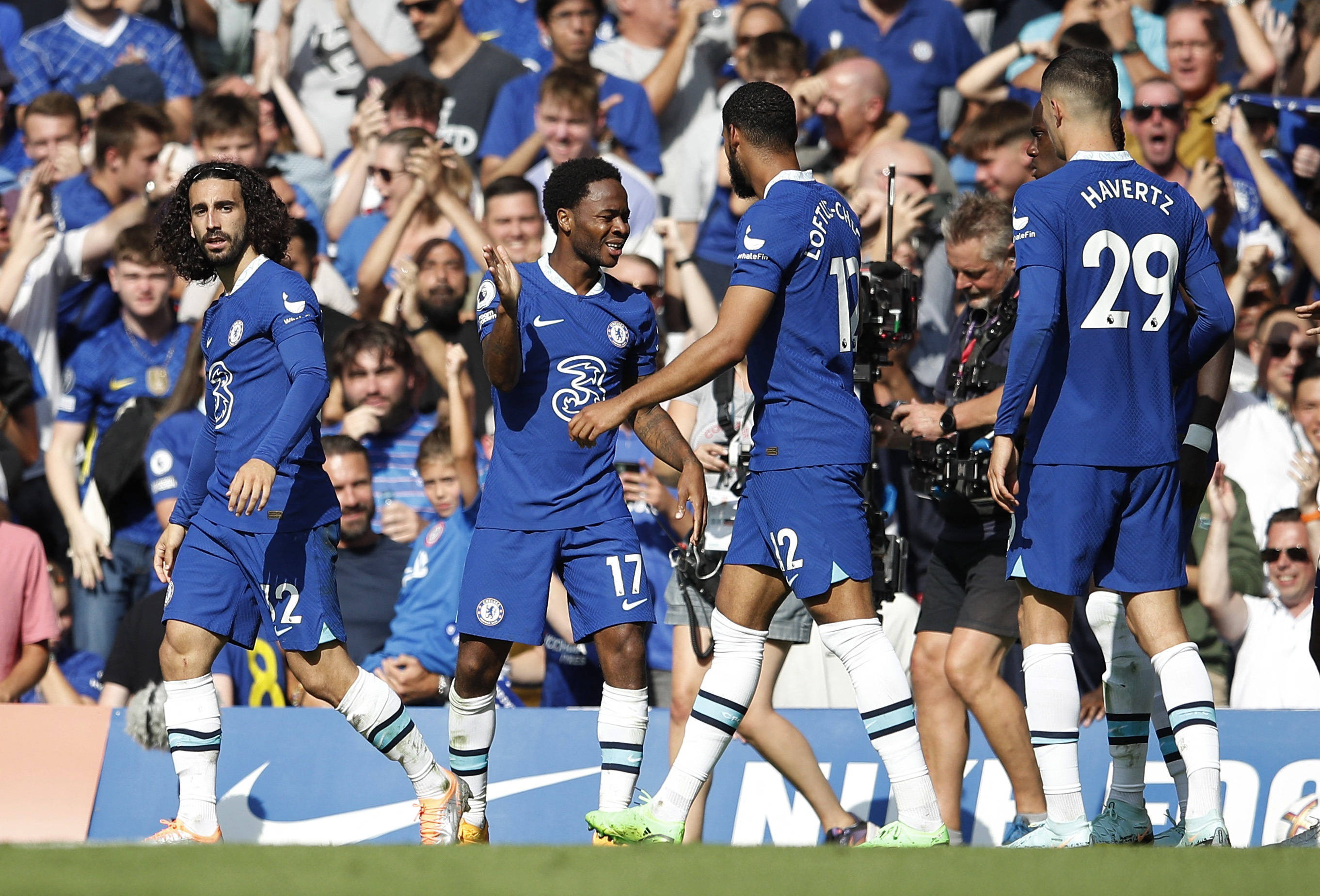 今天的德国杯首发阵容： Tarzan 对阵他旧俱乐部 Weibo Gaming